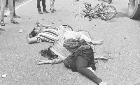 two ends life in road accident
