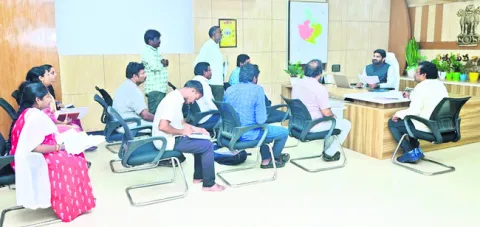 ఆక్వా జోన్‌ సర్వే పూర్తి చేయాలి 