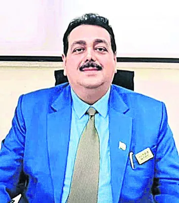 స్టీల్‌ప్లాంట్‌ పర్సనల్‌ డైరెక్టర్‌గా రాకేష్‌ నందన్‌ సహ