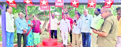 వేతన ఒప్పందం  అమలు చేయాలి