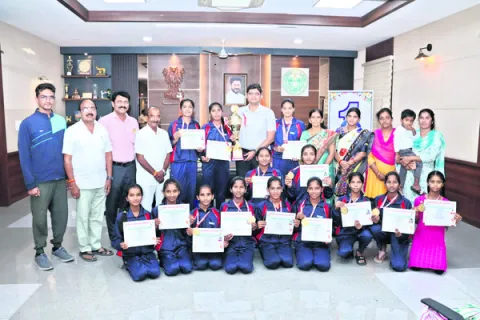 ‘జాతీయ స్థాయిలో రాణించాలి’
