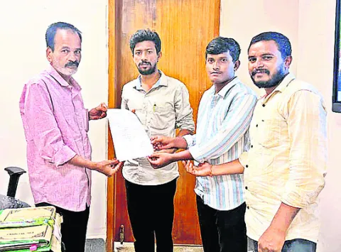 ఉపాధ్యాయుల సమస్యలు పరిష్కరించాలి