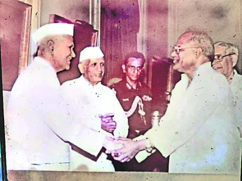 Jadhav with Nehru