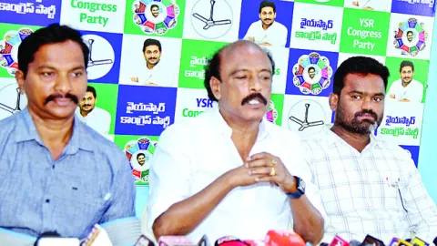 మెడికల్‌ కాలేజీల ప్రైవేటీకరణ దుర్మార్గం 