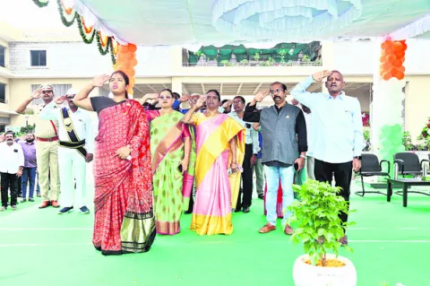 సుదీర్ఘ పోరాటాల నేల తెలంగాణ