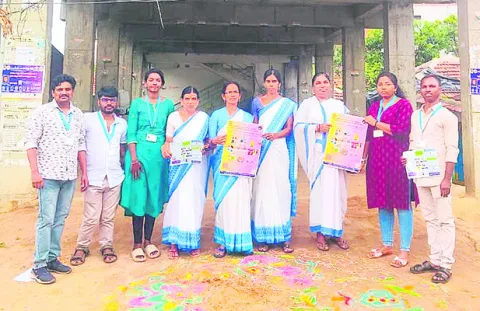 మిరుదొడ్డిలో నేషనల్‌  మెంటల్‌ హెల్త్‌ సర్వే
