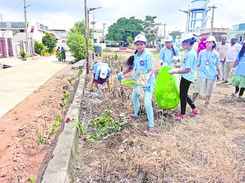 సేవే లక్ష్యం.. అవగాహనే ముఖ్యం