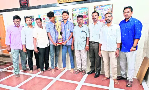 జాతీయ స్థాయి పోటీలకు ఎంపిక 