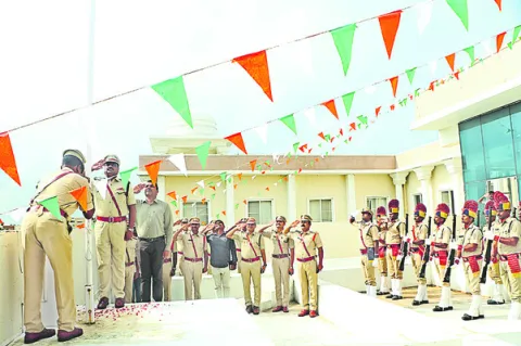 తెలంగాణ చరిత్ర ఘనం 