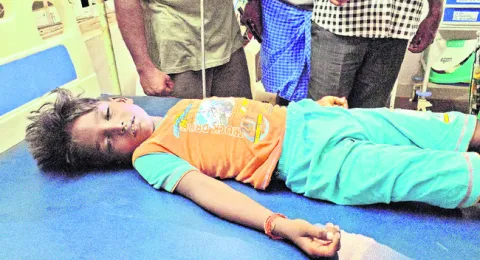 అనుమానాస్పద స్థితిలో బాలుడి మృతి