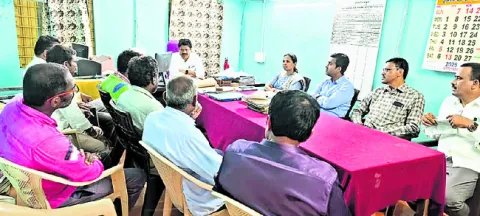 రైతులకు పరిహారం అందిస్తాం..