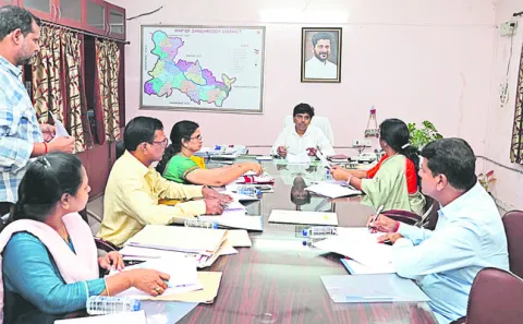 లింగ నిర్ధారణ పరీక్షలు చేస్తే చర్యలే: అదనపు కలెక్టర్‌