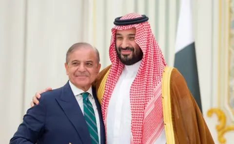 Pakistan Saudi Arabia sign key Defence Deal