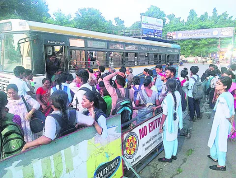 సీటు కోసం ఫీట్లు 