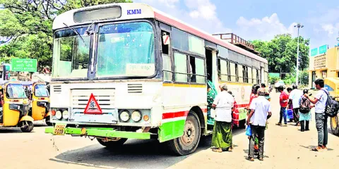 ఆర్టీసీ సేవలు అస్తవ్యస్తం