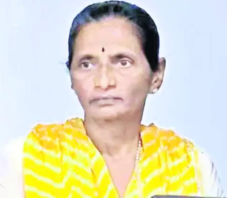 పోతుల పద్మావతికి స్థానిక ధ్రువపత్రం జారీ 