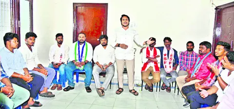 మెడికల్‌ కాలేజీల ప్రైవేటీకరణకు వ్యతిరేకంగా పోరాటం 