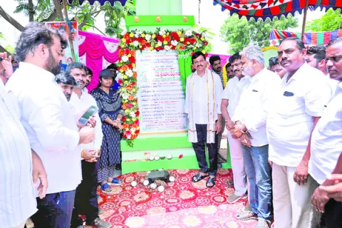అర్హులందరికీ ఇందిరమ్మ ఇళ్లు