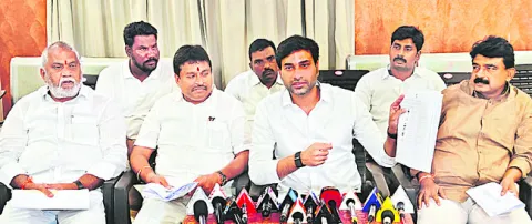 ఎంపీ అంటే మనీ ప్యాకింగ్‌ సర్వీస్‌లా మార్చారు.. 
