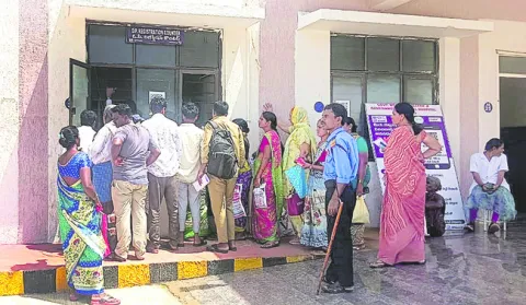 Patients who come for treatment