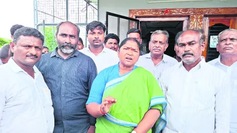 బీసీ రిజర్వేషన్లు అమల్లోకి రాగానే ఎన్నికలు