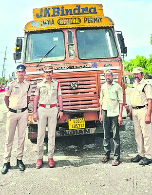 రేషన్‌ బియ్యం.. రైట్‌ రైట్‌! 