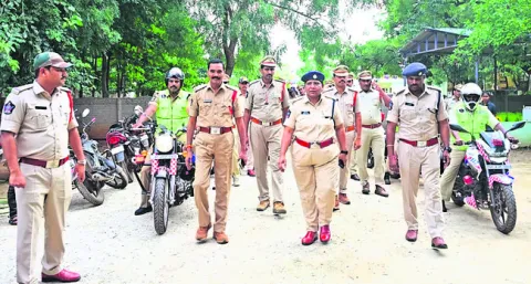 పండుగలు మతసామరస్యాన్ని చాటాలి 