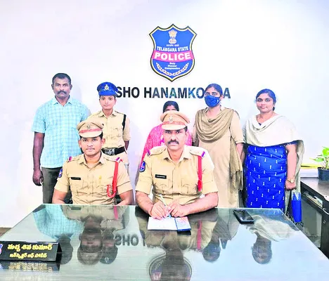 మహిళా దొంగ అరెస్ట్‌ 