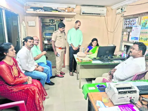 రవాణా శాఖ వెబ్‌సైట్‌పై అవగాహన కల్పించాలి