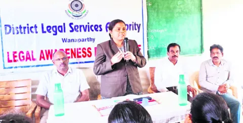 మాదక ద్రవ్యాల  వినియోగంతో దుష్ఫలితాలు   
