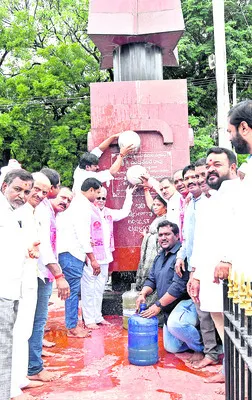 అమరవీరుల ఆత్మలు ఘోషిస్తున్నాయ్‌ 