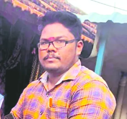 పింఛను సొమ్ముతో వెటర్నరీ అసిస్టెంట్‌ పరారీ