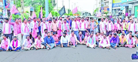 కాంగ్రెస్‌ కుట్రలను తిప్పికొడతాం