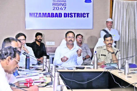 నష్టం వివరాలు అందించండి 
