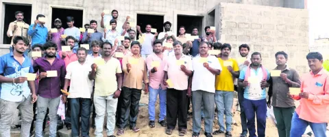 భవన నిర్మాణ కార్మికుల పోస్టుకార్డు ఉద్యమం 