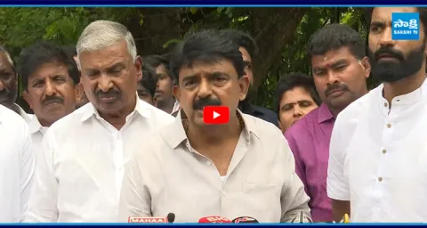 Perni Nani And Peddireddy Ramachandra Reddy Meets MP Mithun Reddy In Central Jail 1