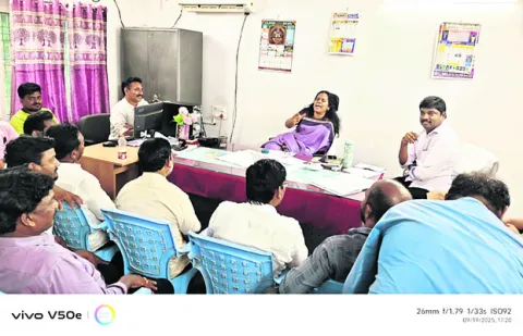 పునరావాస కాలనీకి తరలిరావాలి 