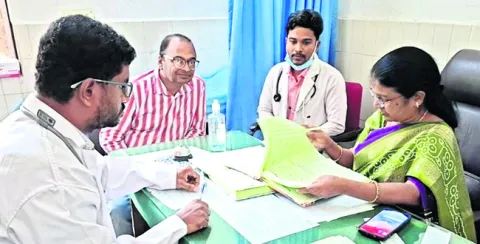 విధుల్లో నిర్లక్ష్యం వహించొద్దు 