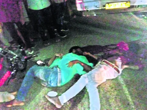 కూలిన బతుకులు 