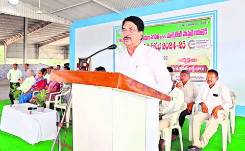 రైతుల సహకారంతోనే సొసైటీ అభివృద్ధి