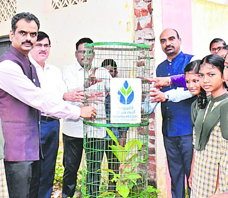 పరిశుభ్రత, వ్యక్తిగత క్రమశిక్షణతో అభివృద్ధి 