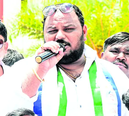 పేద విద్యార్థులకు వైద్య విద్య దూరం 
