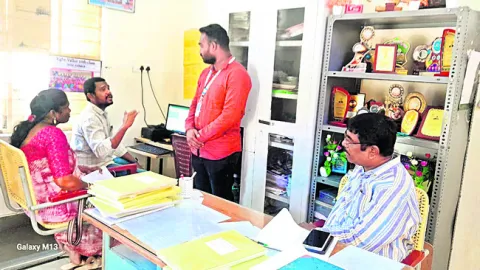 కస్తూర్బాగాంధీ విద్యాలయం తనిఖీ 