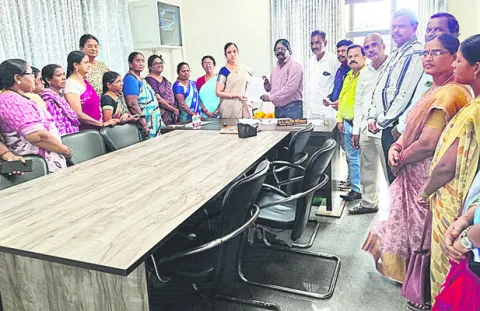 పని ఒత్తిడి తగ్గించండి 