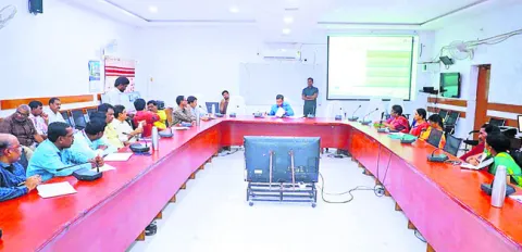 వందశాతం ఉత్తీర్ణతే లక్ష్యం