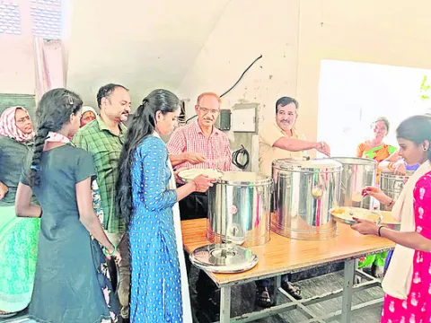 కళాశాలల్లో ఆకస్మిక తనిఖీలు   