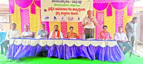 అవకాశాలను అందిపుచ్చుకోవాలి 