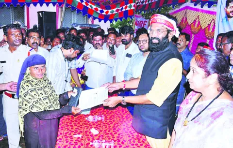 పథకాల అమలులో తెలంగాణ నంబర్‌వన్‌