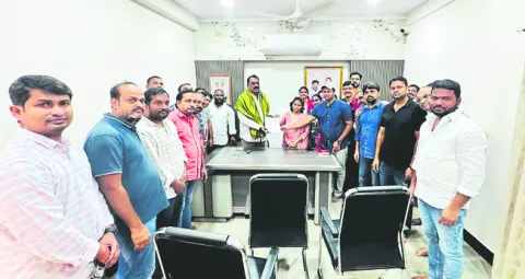 బండ్లగూడను ఆదర్శంగా తీర్చిదిద్దుతా 