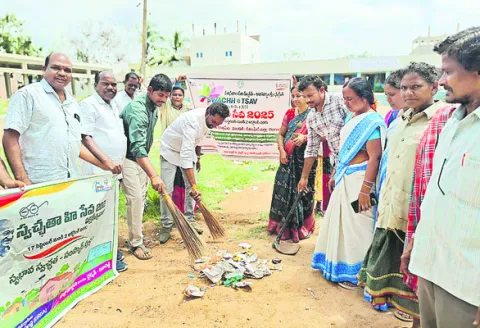 స్వచ్ఛత విరియాలి.. వాడలు మెరవాలి